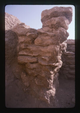 <N_LPB3-11> [Isin-Larsa Period: Early Second Millennium B.C.] Inside of the underground structure